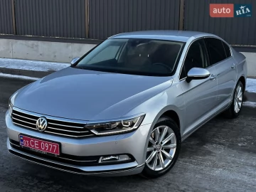 Авто Volkswagen Passat 2018 № 7354083