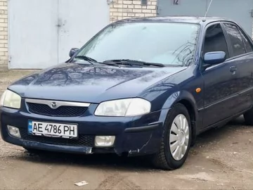Авто Mazda 323 2000 № 7354300
