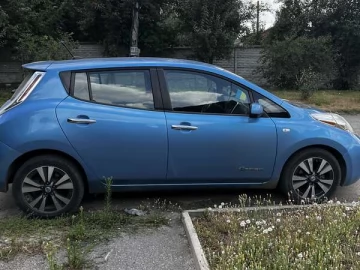 Авто Nissan Leaf 2013 № 7354610