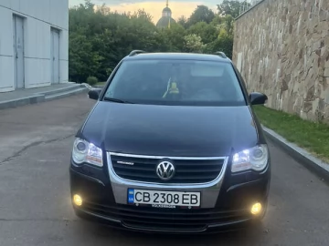 Авто Volkswagen Touran 2008 № 7354809