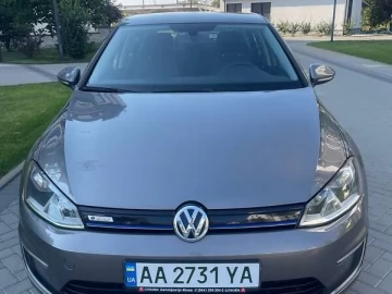 Авто Volkswagen E-Golf 2015 № 7354818