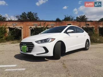 Авто Hyundai Elantra 2018 № 7355039
