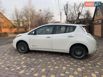 Авто Nissan Leaf 2016 № 7355080