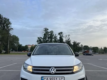 Авто Volkswagen Tiguan 2014 № 7355099