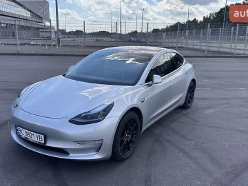 Авто Tesla Model 3 2017 № 7355159