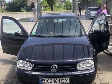 Авто Volkswagen Golf 2001 № 7355596