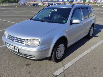 Авто Volkswagen Golf 2001 № 7355613