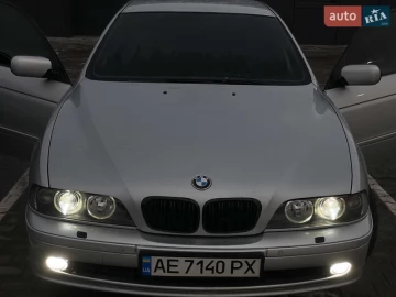 Авто BMW 5 Series 2002 № 7355768