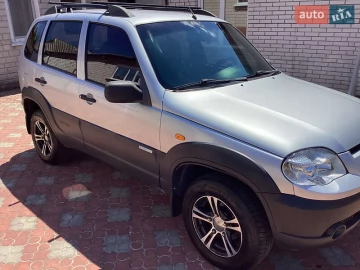 Авто Chevrolet Niva 2010 № 7355775