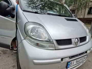 Авто Renault Trafic 2002 № 7355858