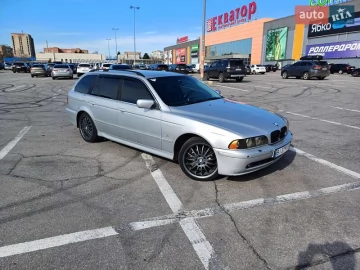 Авто BMW 5 Series 2002 № 7356916