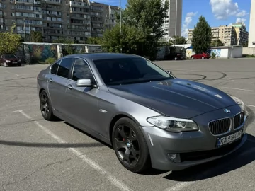 Авто BMW 5 Series 2013 № 7357035