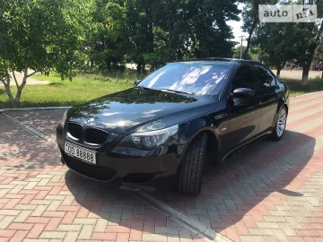 Авто BMW M5 2005 № 7357058