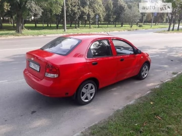 Авто Chevrolet Aveo 2005 № 7357399