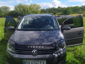 Авто Volkswagen Touran 2011 № 7357457