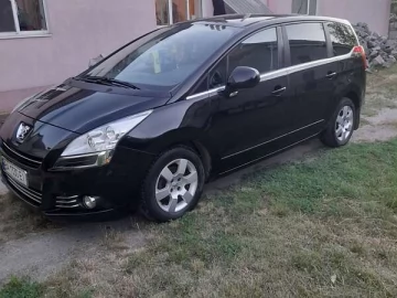 Авто Peugeot 5008 2013 № 7357471