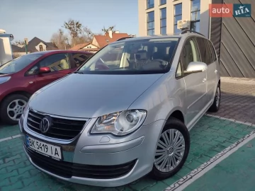 Авто Volkswagen Touran 2007 № 7358257