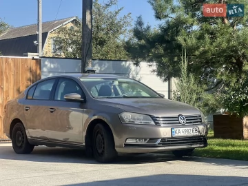 Авто Volkswagen Passat 2010 № 7358528