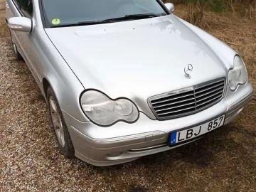 Авто Mercedes C-Class 2003 № 7358570