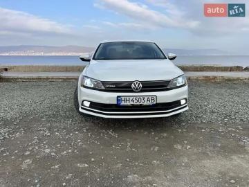 Авто Volkswagen Jetta 2015 № 7358610