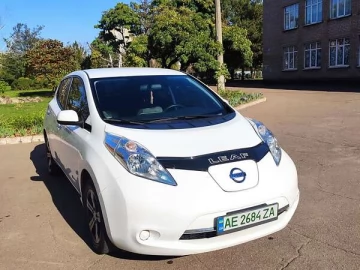 Авто Nissan Leaf 2015 № 7359148