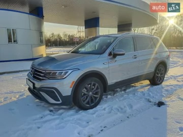 Авто Volkswagen Tiguan 2022 № 7359289
