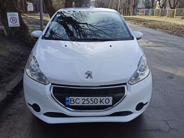 Авто Peugeot 208 2014 № 7359920