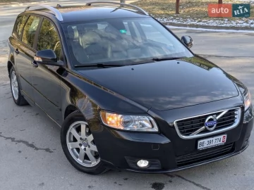 Авто Volvo V50 2012 № 7359926