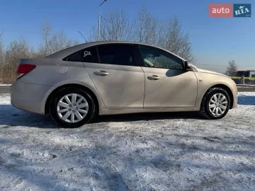 Авто Chevrolet Cruze 2013 № 7361258