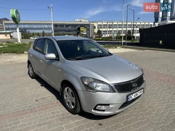 Авто KIA Ceed 2010 № 7361753