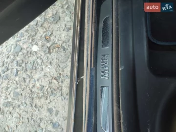 Авто BMW 7 Series 2001 № 7361760