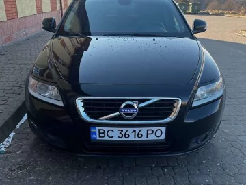 Авто Volvo V50 2010 № 7362336