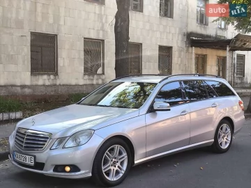 Авто Mercedes E-Class 2010 № 7362375