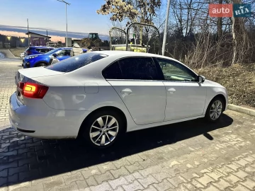 Авто Volkswagen Jetta 2015 № 7363225