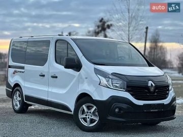 Авто Renault Trafic 2015 № 7363368