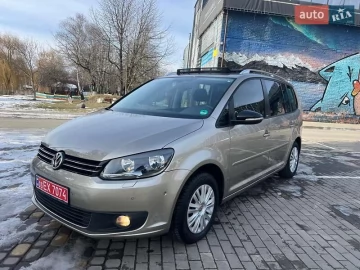 Авто Volkswagen Touran 2012 № 7364043