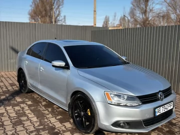 Авто Volkswagen Jetta 2012 № 7364177