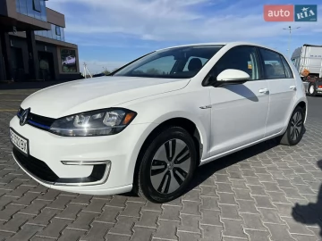 Авто Volkswagen E-Golf 2017 № 7364230