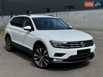 Авто Volkswagen Tiguan 2021 № 7364371