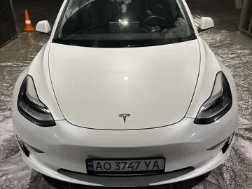 Авто Tesla Model 3 2021 № 7365537