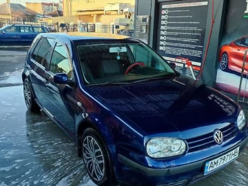 Авто Volkswagen Golf 2000 № 7365857