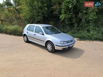 Авто Volkswagen Golf 2000 № 7365910