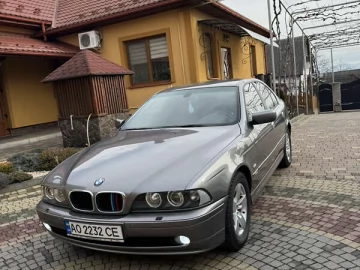 Авто BMW 5 Series 2002 № 7366102
