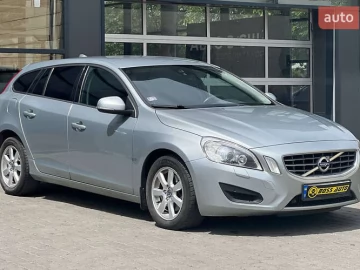 Авто Volvo V60 2012 № 7366373