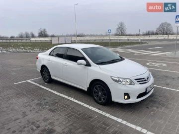 Авто Toyota Corolla 2013 № 7366412