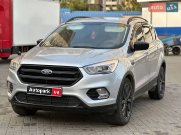 Авто Ford Escape 2018 № 7366465
