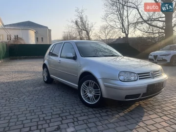 Авто Volkswagen Golf 2002 № 7367155