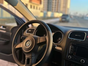 Авто Volkswagen Golf 2011 № 7367721