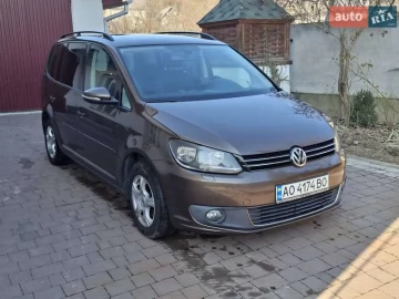 Авто Volkswagen Touran 2011 № 7367775