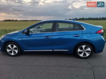 Авто Hyundai Ioniq 2017 № 7367879